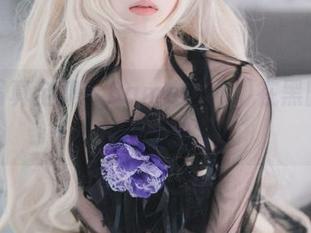 黑色写真全集，Bambi(밤비)在黑暗中找到了光吗？