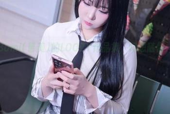 一键下载Bomi(普美)的LOOZY作品集，幻想随你，无需排队！