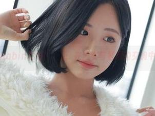 在线Habin夏彬(하빈)：在内衣与视频的交响中摇曳