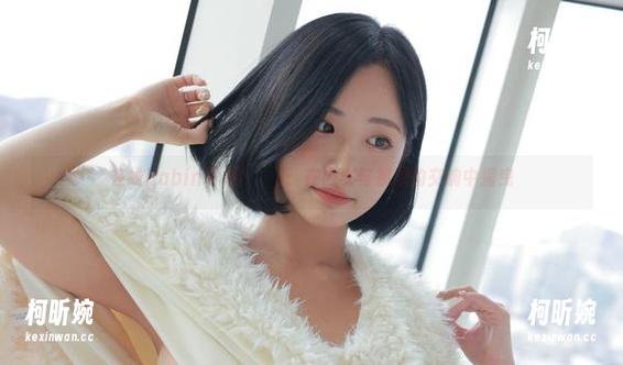 在线Habin夏彬(하빈)：在内衣与视频的交响中摇曳