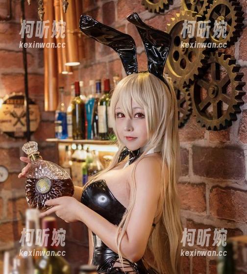 KANEKO咔喵的作品全集，婚纱和花嫁之间的迷离、哈哈真想去踩花瓣！