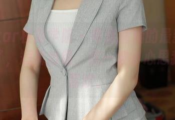 MFStar模范学院 – 电竞唐嫣的最新作品集来了，短裤出镜，这一波小心思我有点喜欢。