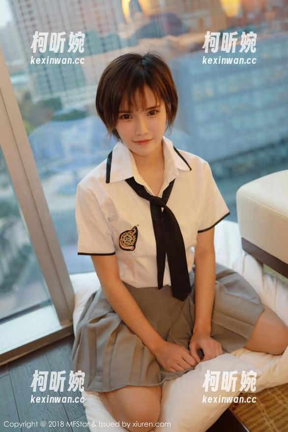 MFStar模范学院 - 美图拯救者：艾莉Evelyn和她的旗袍合集，真的让人想盯着不放。