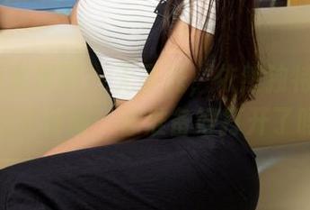 UGirls尤果网 – 无圣光，依然独特：乔依琳的牛仔裤，你准备好打开了吗？