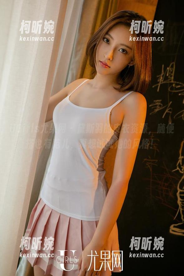 UGirls尤果网 - 黛斯羽的皮衣资源，随便搭也有范儿，真想试试她的风格！