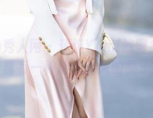 Xiuren秀人网 – 精选Yomi悠蜜兔女郎写真集，真有一种让人迷失的兔子气息。