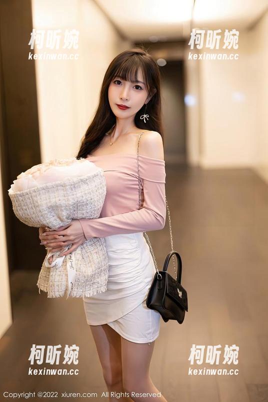 Xiuren秀人网-唐翩翩 Xiuren秀人网 - 观看唐翩翩的美腿,突然觉得腿的存在感比大脑重要多了。