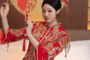 Xiuren秀人网 – 希雅sia的礼服：就是这套不？免费图册里全都有，太值得了吧！