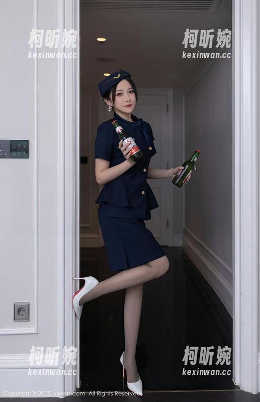 Xiuren秀人网 - 就问你，杨晨晨sugar的写真下载后，有没有被这女孩的气质吸引？