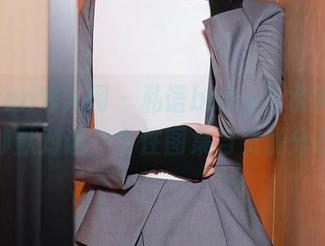 Xiuren秀人网 – 私语baby与水手服的静默对话：个性图集与资源分享