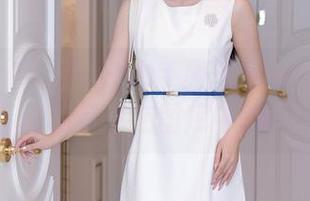 Xiuren秀人网 – 水手服的另一种穿法：董林越带你在图库中翻滚！