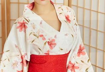 YouMi尤蜜荟 – 图片中的李纤纤，满园意境，那种浪漫似乎太美好了吧？