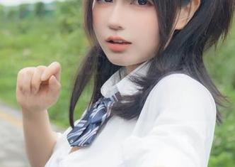 nyako喵子大魔王精选瑜伽姿态：不小心找到了些新奇的东西…