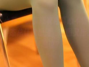 rosi – 小莉，那条连衣裙真心不错，但写真里的神态总让我想歪，套图又掺入什么不可思议？