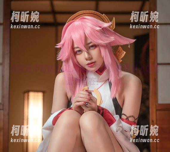 九言从不咕咕 九言从不咕咕的OL风私房写真,在职场上也能潇洒自在!