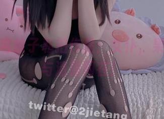 二阶堂宅绘子私拍作品：女仆，果然美好与清新同在！