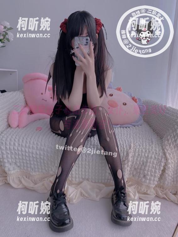 二阶堂宅绘子 二阶堂宅绘子私拍作品:女仆,果然美好与清新同在!