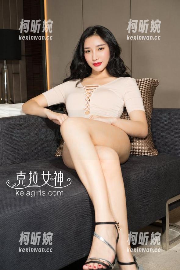 克拉女神 - “芊芊自拍：让人质疑，‘她是怎么做到让图片看起来自然的？’”——因为这其实很不自然…