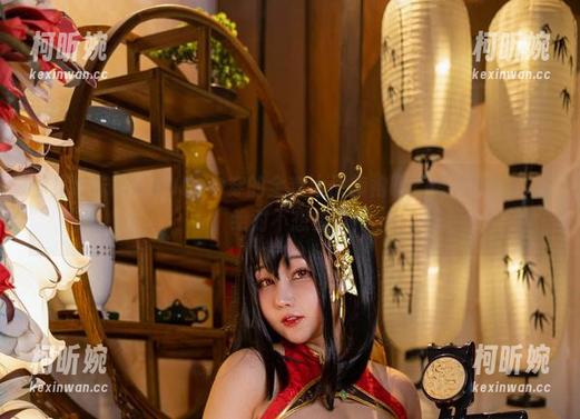 咔喵KANEKO 你见过咔喵KANEKO穿的全套大凤旗袍吗?看完这些图片,绝对不想错过!