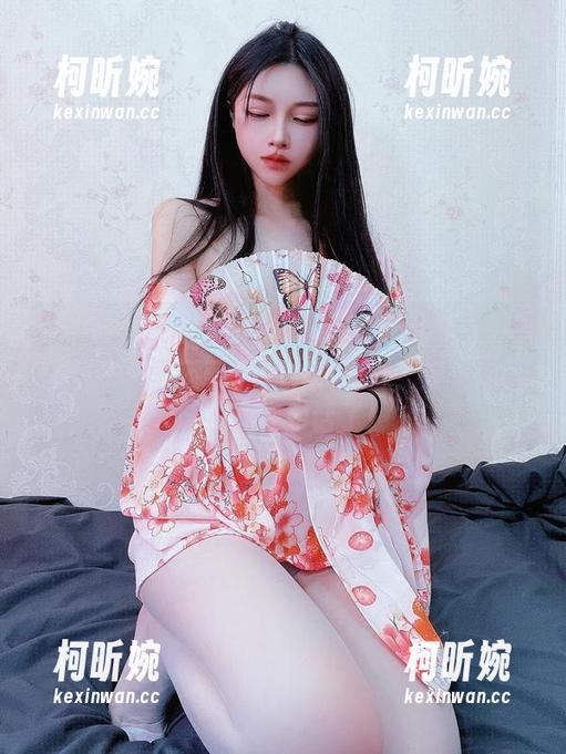 微密圈 - 观看姐姐Lalion双马尾图包，想知道我心里还藏了哪个小想法？反正肌肤与发丝在对话了！