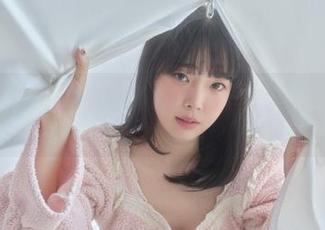 分享一下姜仁卿(강인경)情人节的写真，Workitbaby！