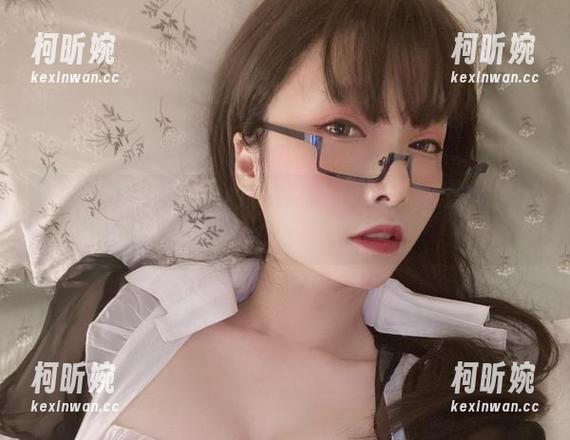 小泉学姐吖 更新啦!小泉学姐吖的豹纹,怎么说呢…有点反常规的东西。