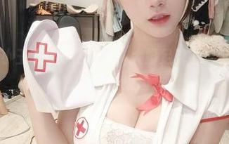 微密圈 – 小玉吃果冻的原图，大脚足球小舞步，套图里的一点点撩趣。