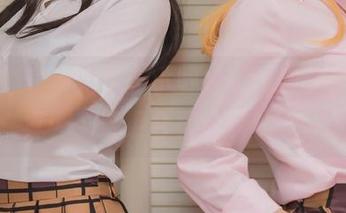 春日野穹，竟然让小野妹子w拍了全套写真……这组合怪好玩的呢。