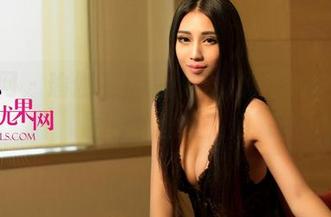 尤果网 – 瑜伽不止是放松，陈雅漫的福利图包让思想飞翔