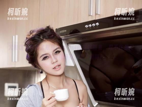 尤物馆 - 看到孟狐狸FoxYini的花嫁图集，忍不住想问…这衣服真好看，得下载啊！