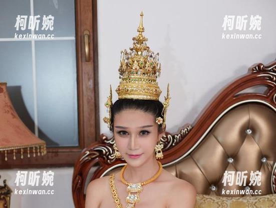 尤物馆 - 套图里的悦儿Yuky：喔，瑜伽怎么有点诡异的吸引力？