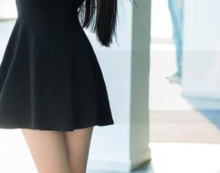 推女郎 – 在图库翻滚：于大小姐的泳装精选，赢面真不小！