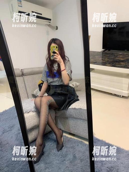 微密圈 - 提袜少女呈现的毛衣美图，是那种让人印象深刻又想继续探寻的东西。