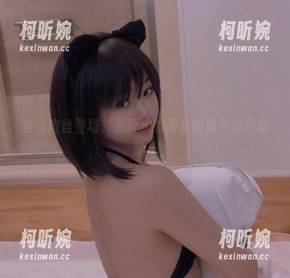 全套肉丝登场，是青水的图集偏偏不走寻常路。