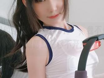 木之本果的作品“真爱粉5月”，我不是故意的，眼睛就是移不开！
