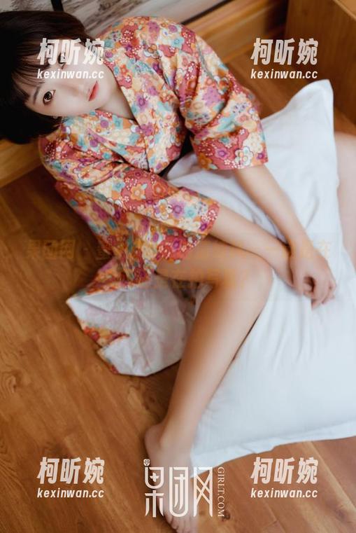 果团网 - 蜜桃Q妹儿的清纯风——这是在卖萌还是在拍写真？