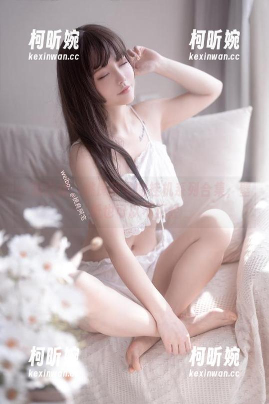 一袭白裙，桃良阿宅的挂机系列合集，壁纸也可以不正经