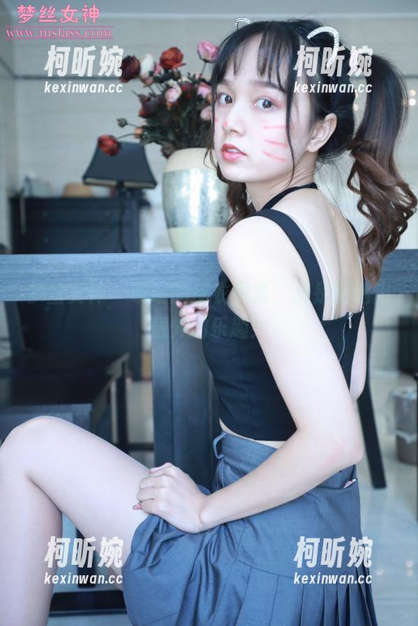 梦丝女神-晓晓 梦丝女神 - 晓晓的皮衣图集,总是精选出意外的乐趣!