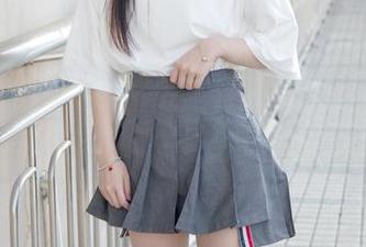 梦丝女神 – 苏柔的奶牛图包，高清极了，但你有没有想过奶牛的日常？