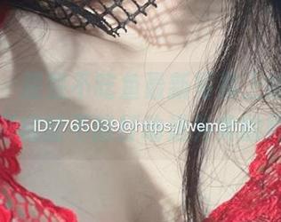微密圈 – 楚楚不吃鱼最新写真上线，蕾丝女仆装到底能不能打动送外卖的帅哥呢？