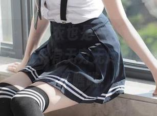 模范学院 – 连体衣也是一种资源，Manuela玛鲁娜似乎有无穷无尽的免费分享，快来瞧瞧！