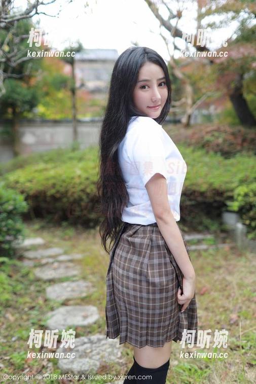 模范学院-SiByl李思宁 模范学院 - 一组高清图集,SiByl李思宁女友的魅力真是不简单,明明风格很随意,但又总让我想多看几眼。