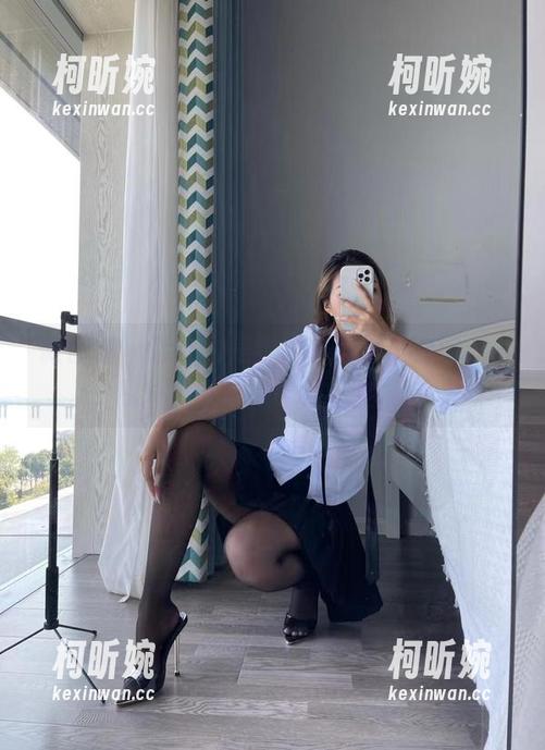 微密圈 - 这以为是学姐，其实是洁己u：原图收录学妹既视感全集！