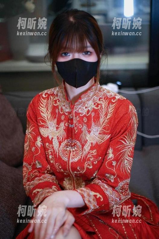 微密圈 - 白龙猫女的高清图集，旅拍中的意外嬉戏