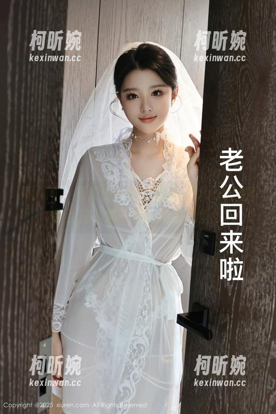 秀人网-周慕汐baby 秀人网 - 高清图片中,周慕汐baby的套装到底是哪一季的神仙造型?