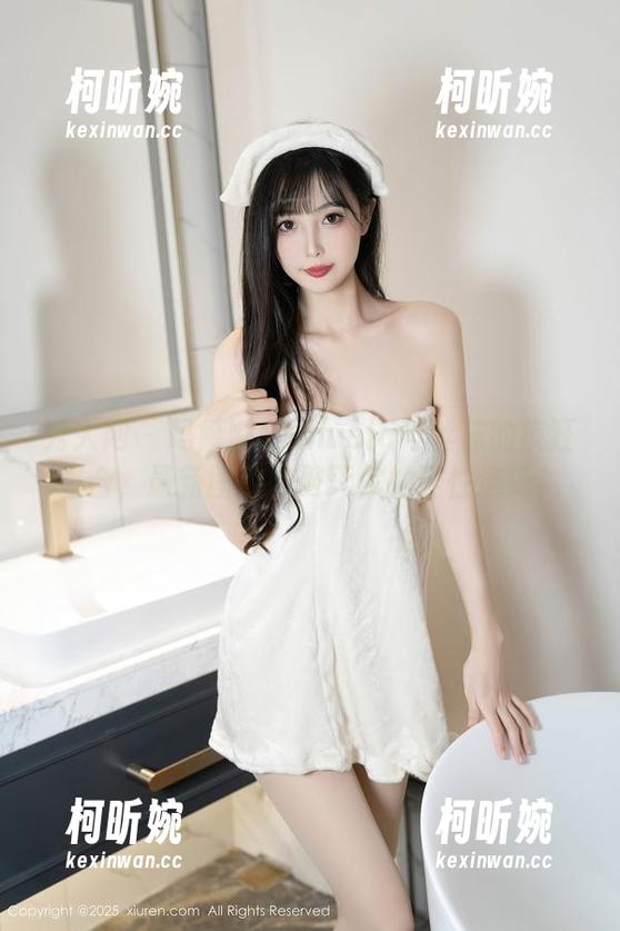 秀人网 - 玛鲁娜Manuela与丝袜的疯狂组合，最新图库，破灭你的理性选择！