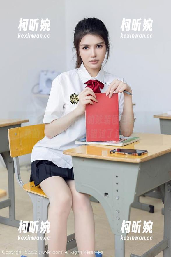 秀人网 - 筱慧cindy的泳装图包竟然是免费的，可能要后悔错过了这机会？