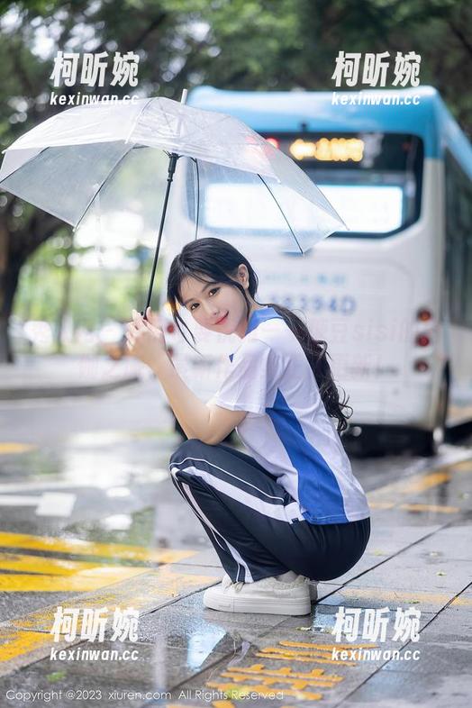 秀人网 - 摔倒也要优雅——糖豆sisi的瑜伽之旅，最新作品集正在更新！