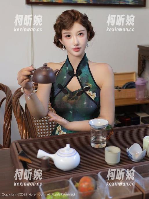 秀人网-绯月樱 秀人网 - 当高清遇上绯月樱的惊艳作品——无敌套装上线!