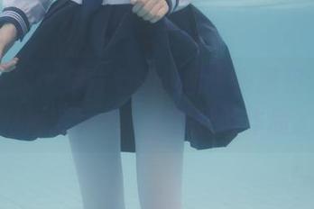 紧急企划 – 绿背心的奶昔，衣服和无圣光共同编织了一场独特的作品。